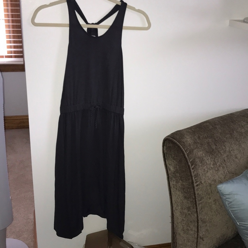 Grey dress with tie in the middle